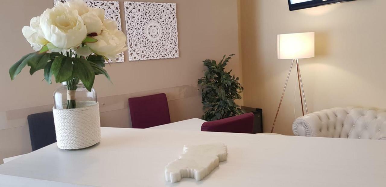 Fior Di Loto Rooms Cagliari Exterior photo